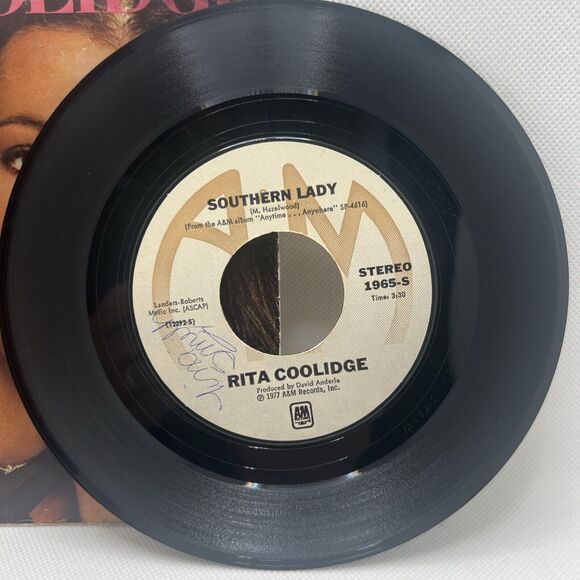 45 RPM - RITA COOLIDGE - WE'RE ALL ALONE - WITH PICTURE SLEEVE NM Playback! - Picture 5 of 7